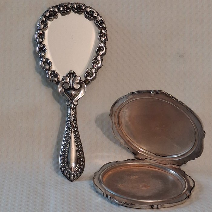 Coiffeuse antique small for sale  