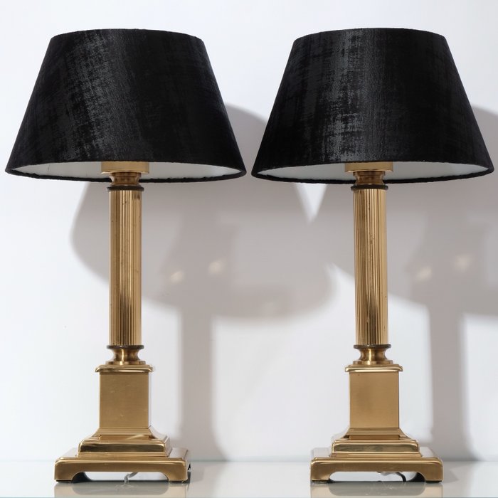 Herda table lamp d'occasion  