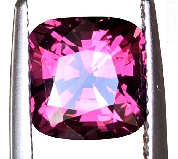 Pcs pink spinel d'occasion  