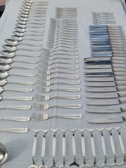 Augustus wellner cutlery usato  