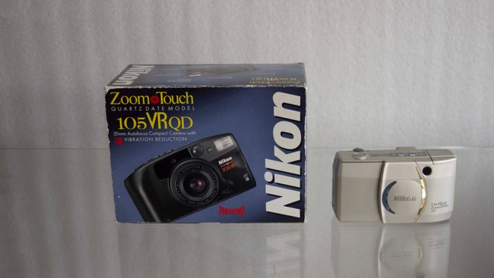 Nikon zoom touch usato  