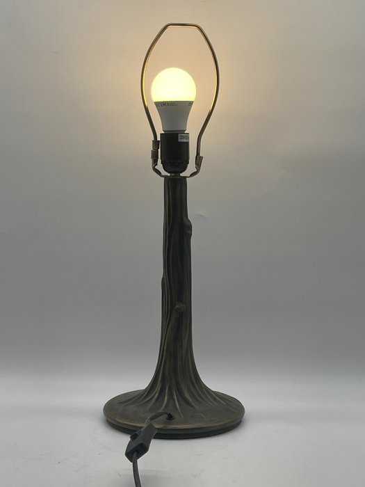 Table lamp art usato  