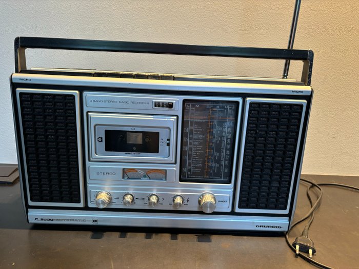 Grundig 9000 automatic d'occasion  