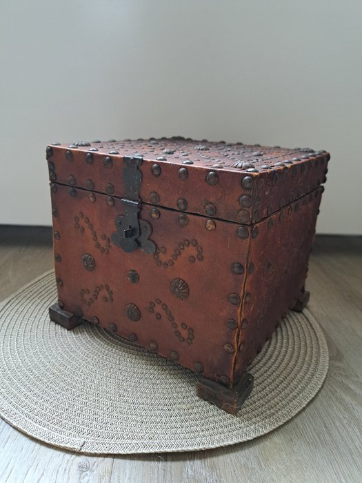 Casket antique leather for sale  