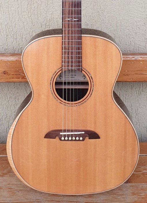 Alvarez ag70ar acoustic for sale  