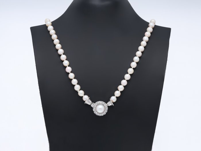 Akoya pearls necklace for sale  