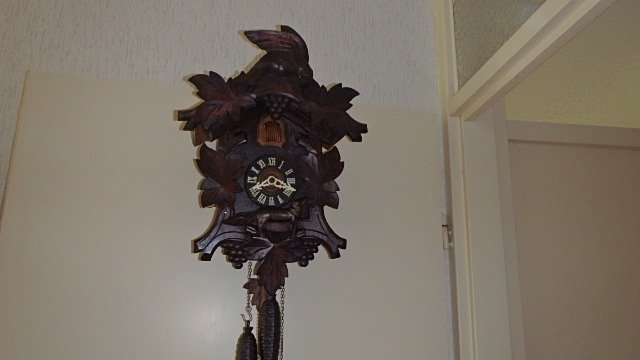 Cuckoo clock wood usato  