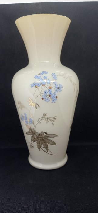 Single flower vase for sale  