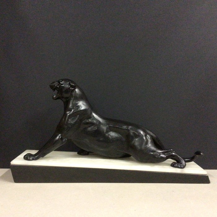 Plagnet sculpture panther for sale  