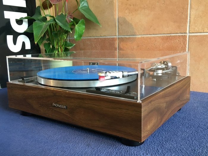 Pioneer 12l turntable for sale  