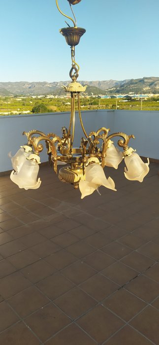 Creval desconocido chandelier for sale  