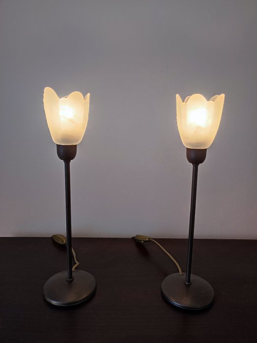 Vandeheg table lamp for sale  