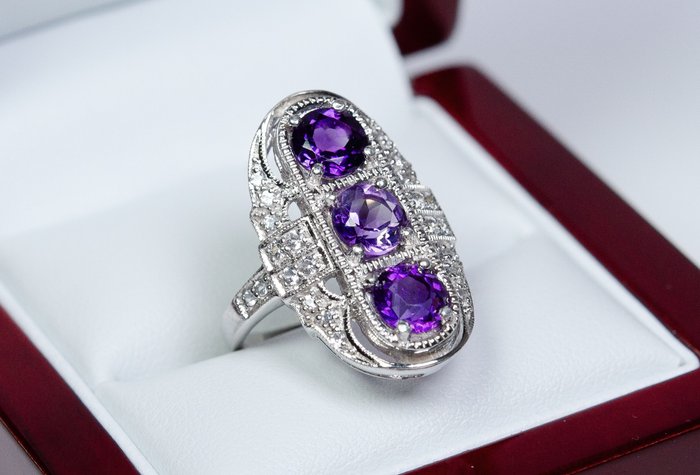 Reserve price amethyste d'occasion  