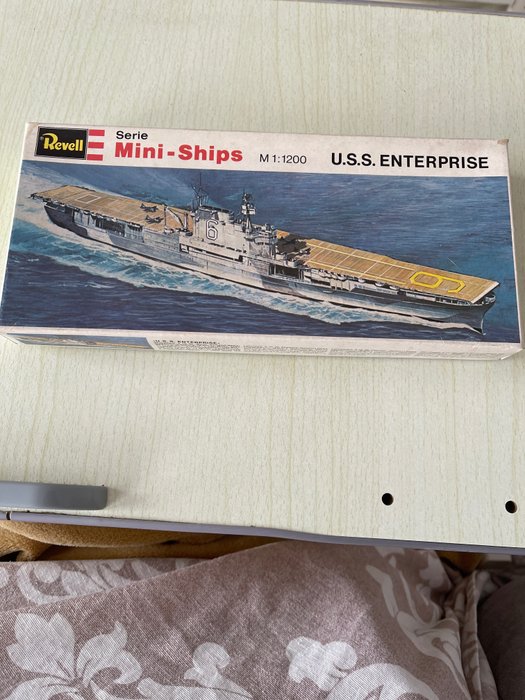 Revell 1200 shipbuilders d'occasion  