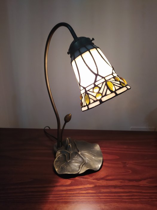 Table lamp tiffany for sale  