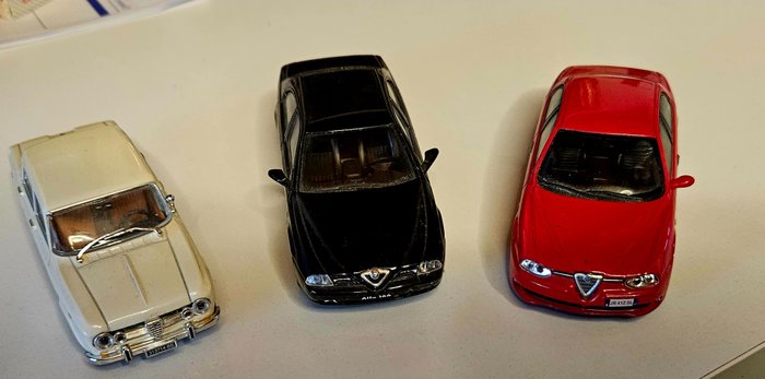 Diverse model car usato  
