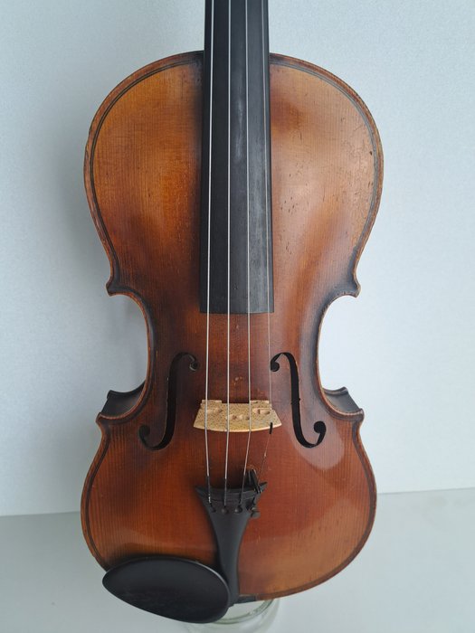 Labelled schuster violin usato  