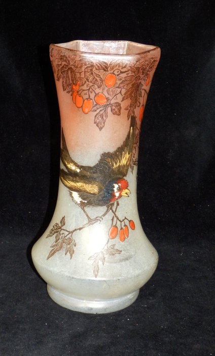 Beautiful vase bird for sale  