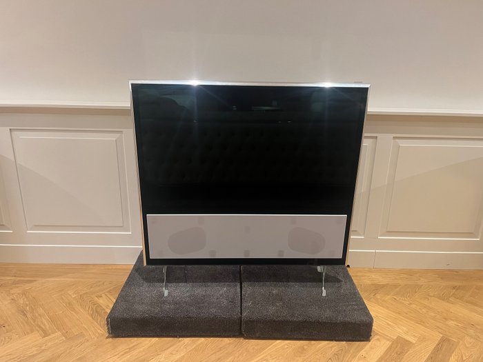 Bang olufsen flat for sale  