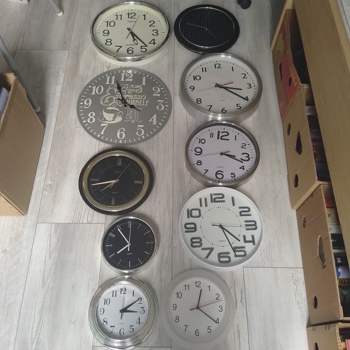 Wall clock contemporary for sale  