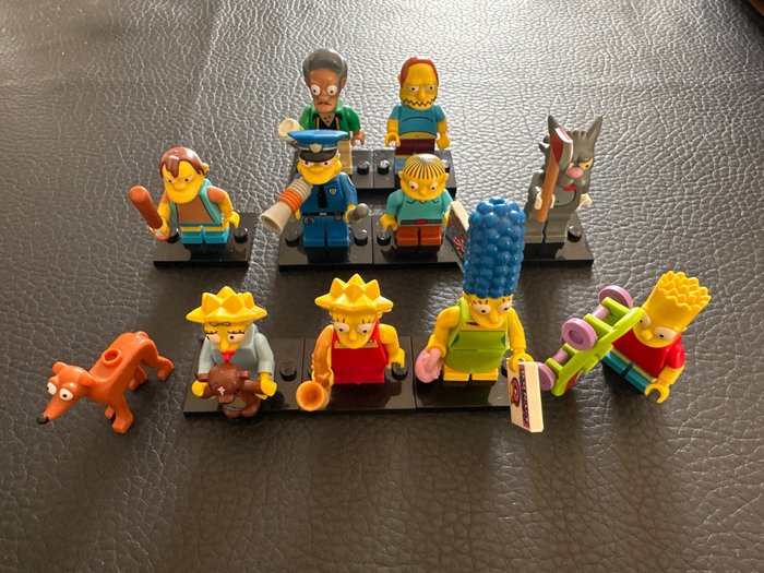 Lego minifigures série usato  