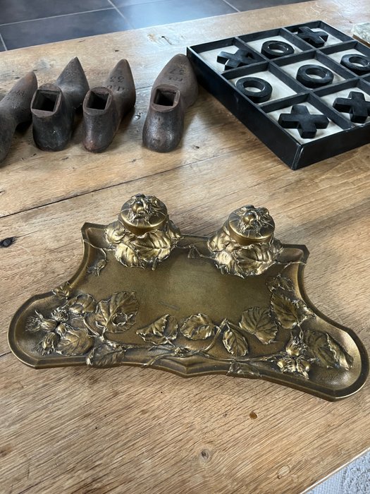 Claessens claessens inkwell for sale  