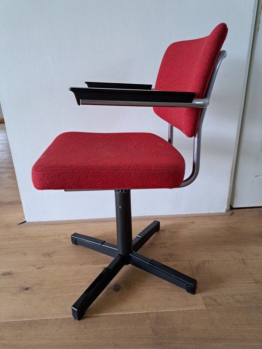 Gispen office chair d'occasion  