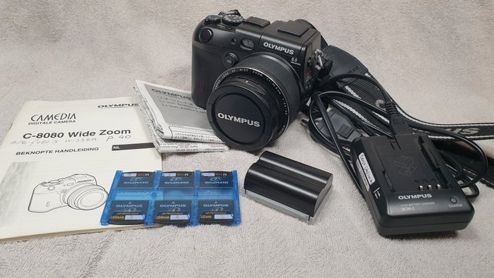 Olympus camedia 8080 for sale  
