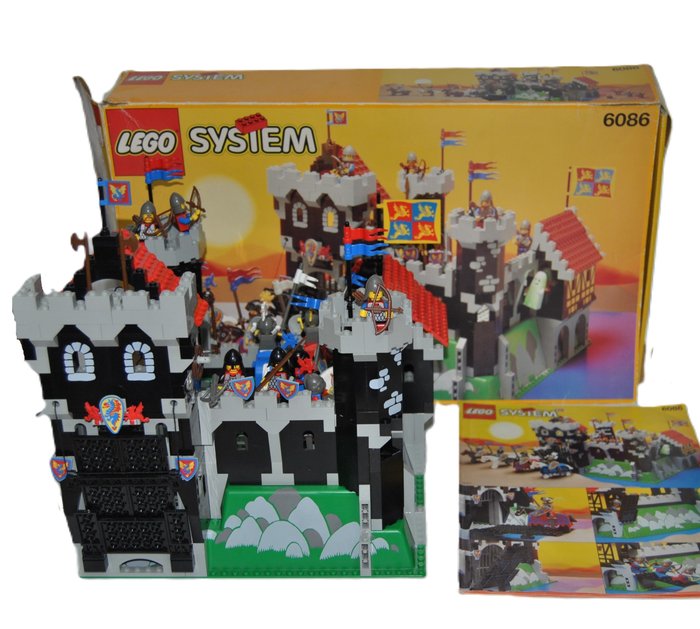 Lego system 6086 usato  