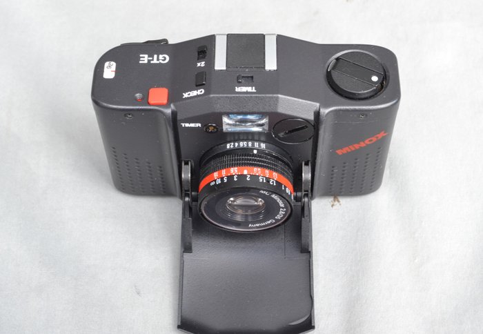 Minox analogue camera usato  