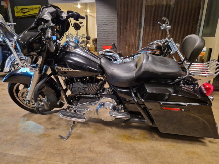 Harley davidson flhx for sale  