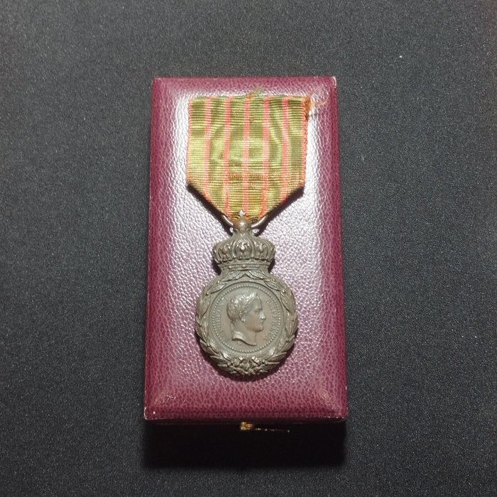 Medal médaille saint d'occasion  