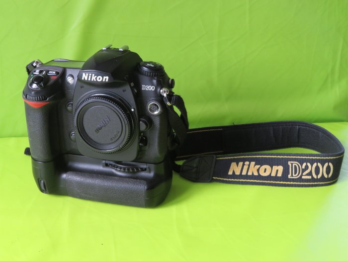 Nikon d200 digital usato  