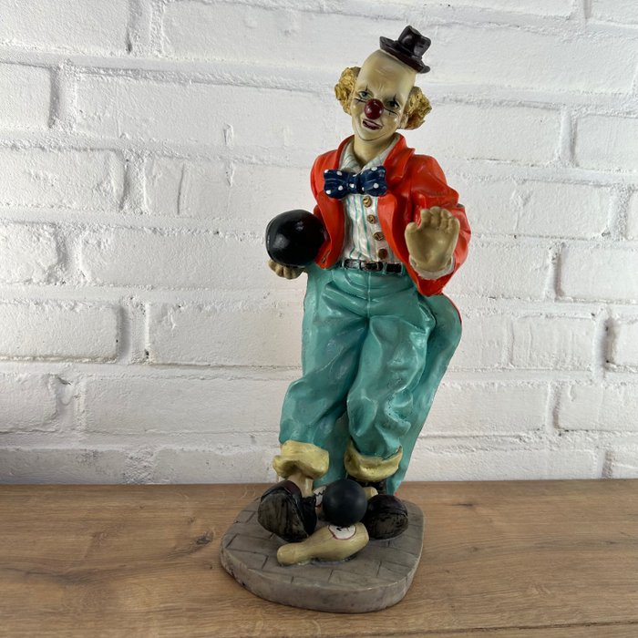Figure clown figure for sale  