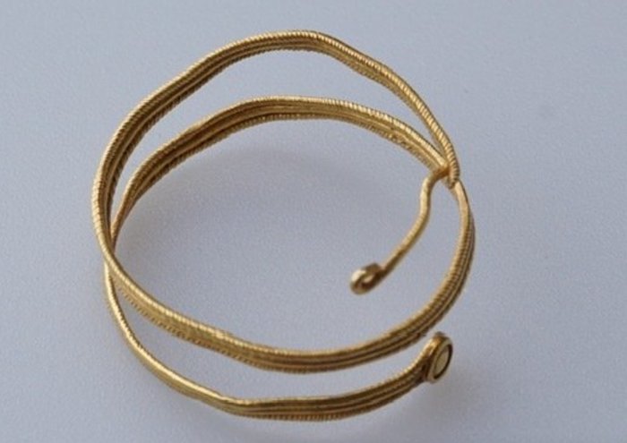 Etruscan gold etruscan for sale  
