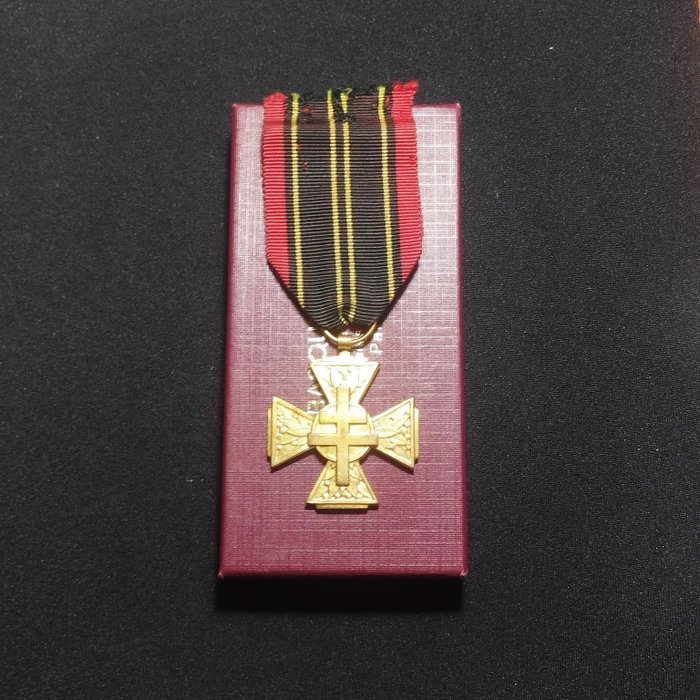 Medal médaille militaire d'occasion  