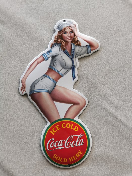 Pin coca cola usato  