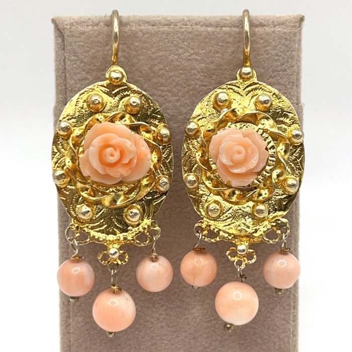 Reserve price earrings for sale  