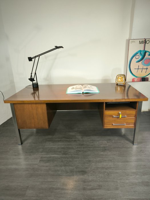 Velca writing desk for sale  