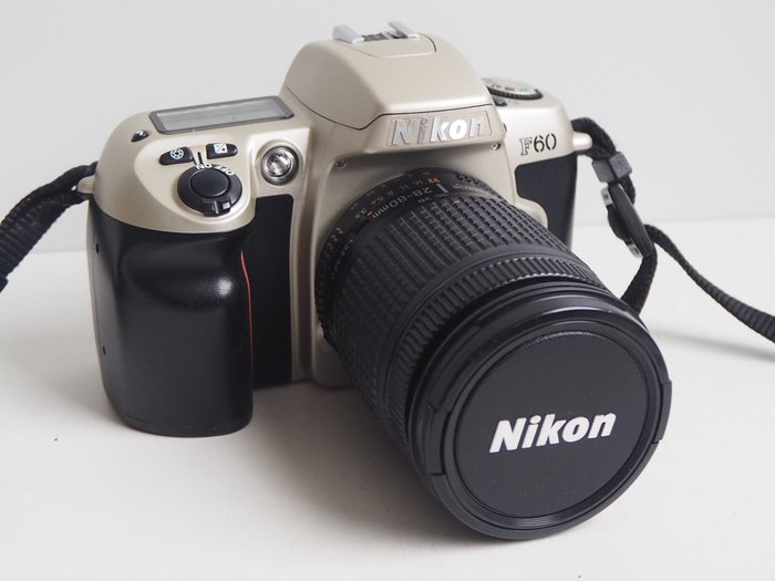 Nikon f60 silver usato  