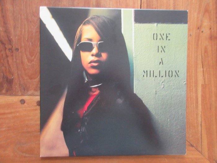 Aaliyah one million usato  
