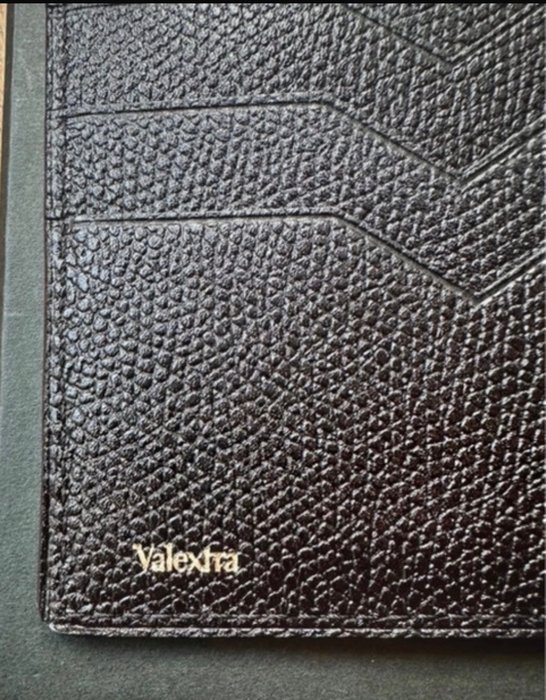 Valextra wallet usato  