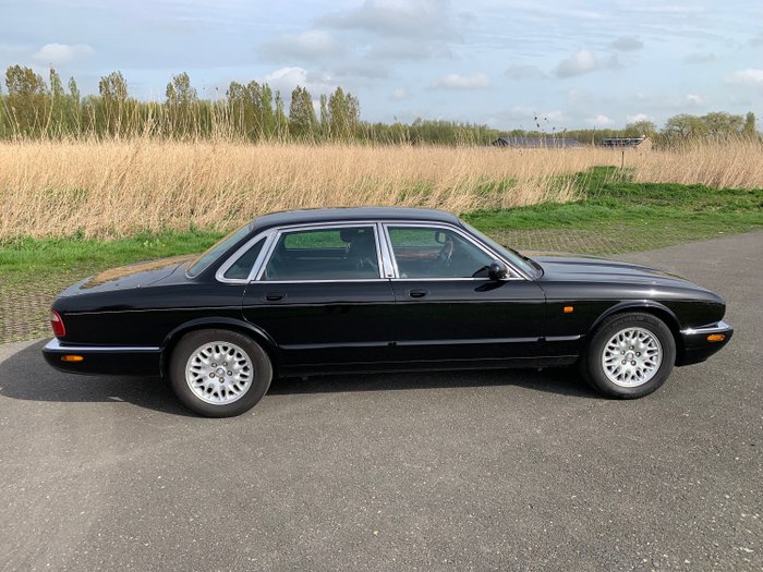 Jaguar 2000 for sale  