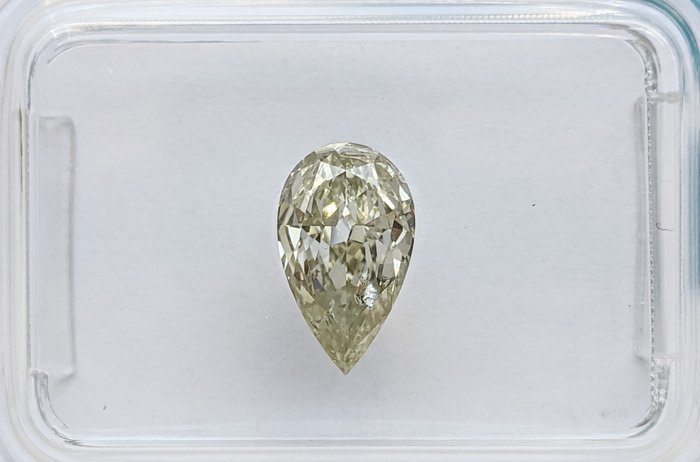 Diamond 0.79 pear for sale  
