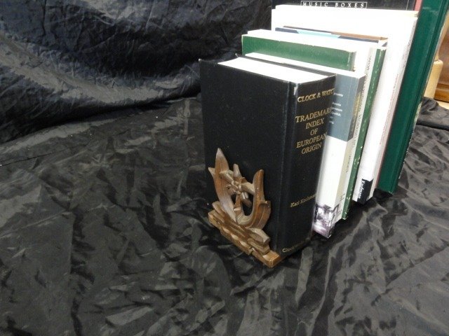 Bookends extendable bookend for sale  