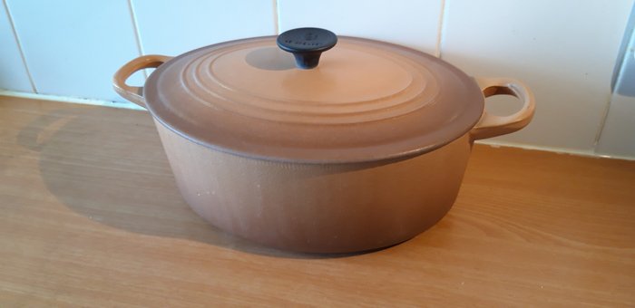 Creuset pan oval for sale  