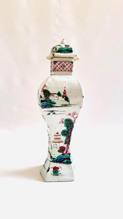 Porcelain vase famille d'occasion  
