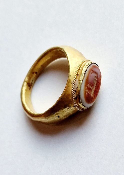 Sasanian gold ring for sale  