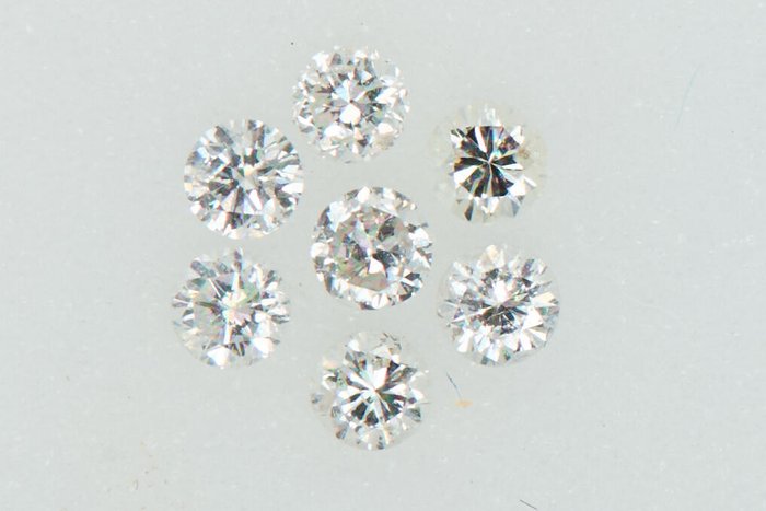Pcs diamonds 0.37 for sale  