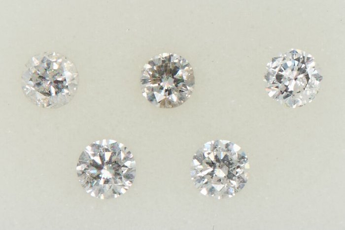 Pcs diamonds 0.46 for sale  